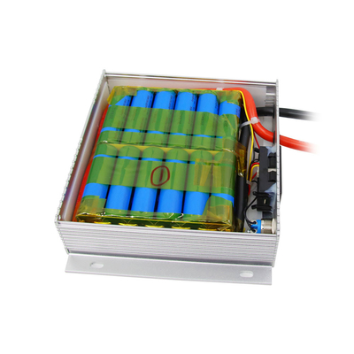 O começo 16v do carro personaliza o banco super super da bateria do capacitor da bateria 16v 500f 2000f 3000f do capacitor